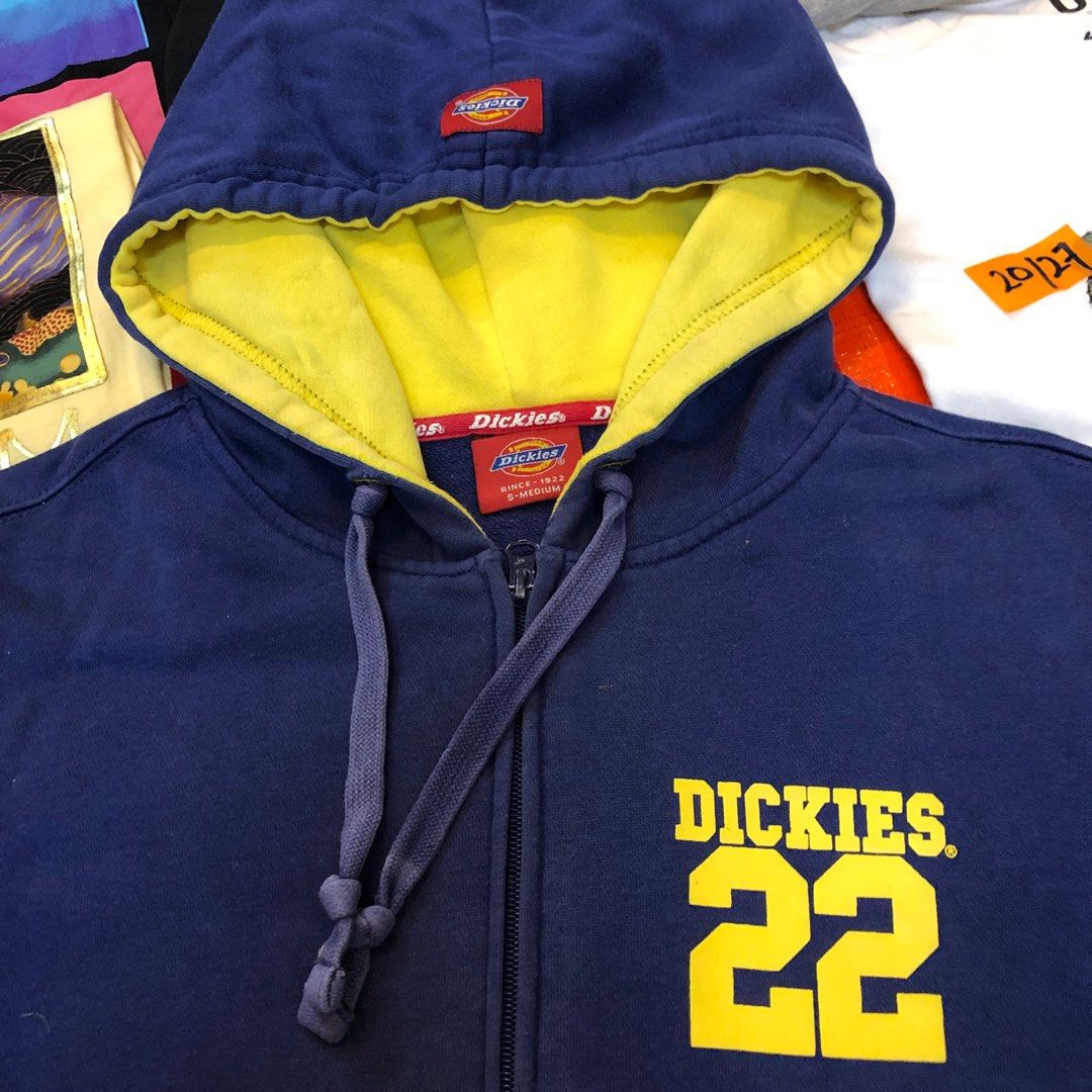 Dikies, Men's Fashion, Activewear on Carousell