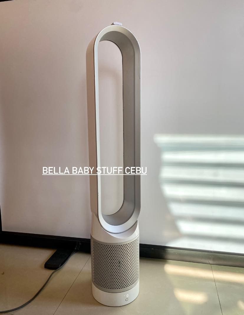 Dyson Pure Cool Link tower TP02 purifier fan (White/Silver) (Category: Air Purifiers & Dehumidifiers) located in Cebu City. Submitted by bellababystuffcebu (Listing ID 1294060002, Image 1). Description: Dyson Pure Cool Link tower TP02 purifier fan (White/Silver) Preloved in very good working condition 220volts Please see video for reference https://fb.watch/qV0UmcYzuX/? Intelligently purifies and cools you Circulates purified air throughout the w