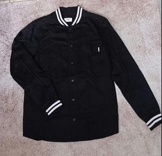 (Kategori: ) berada di . Dikirim oleh hilmsstore (ID iklan 1294007775, Gambar 1). Deskripsi: .