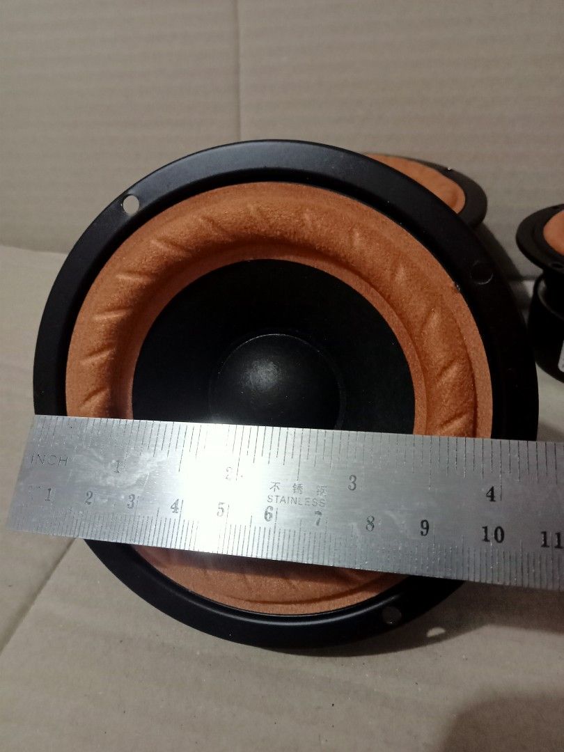 Fullrange speaker (Category: Soundbars, Speakers & Amplifiers) located in Singapore. Submitted by alantan1985 (Listing ID 1294059570, Image 6). Description: audio labs 筦音 3" and 4" fullrange . condition is ok, can testing ,2pair $60,..