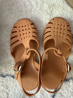 (Category: ) located in . Submitted by putiy (Listing ID 1293945170, Image 1). Description: .