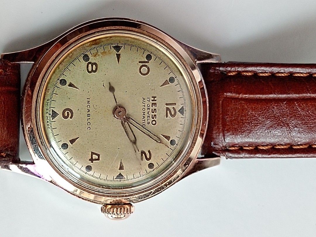 HESSO Automatic (Category: Men's Watches) located in Singapore. Submitted by epicstar.1757cb (Listing ID 1293975366, Image 2). Description: Vintage wristwatch Pink gold rim and crown Numerous dial Water proof Swiss made Stainless steel back Diameter without crown 28mm Keep good time.