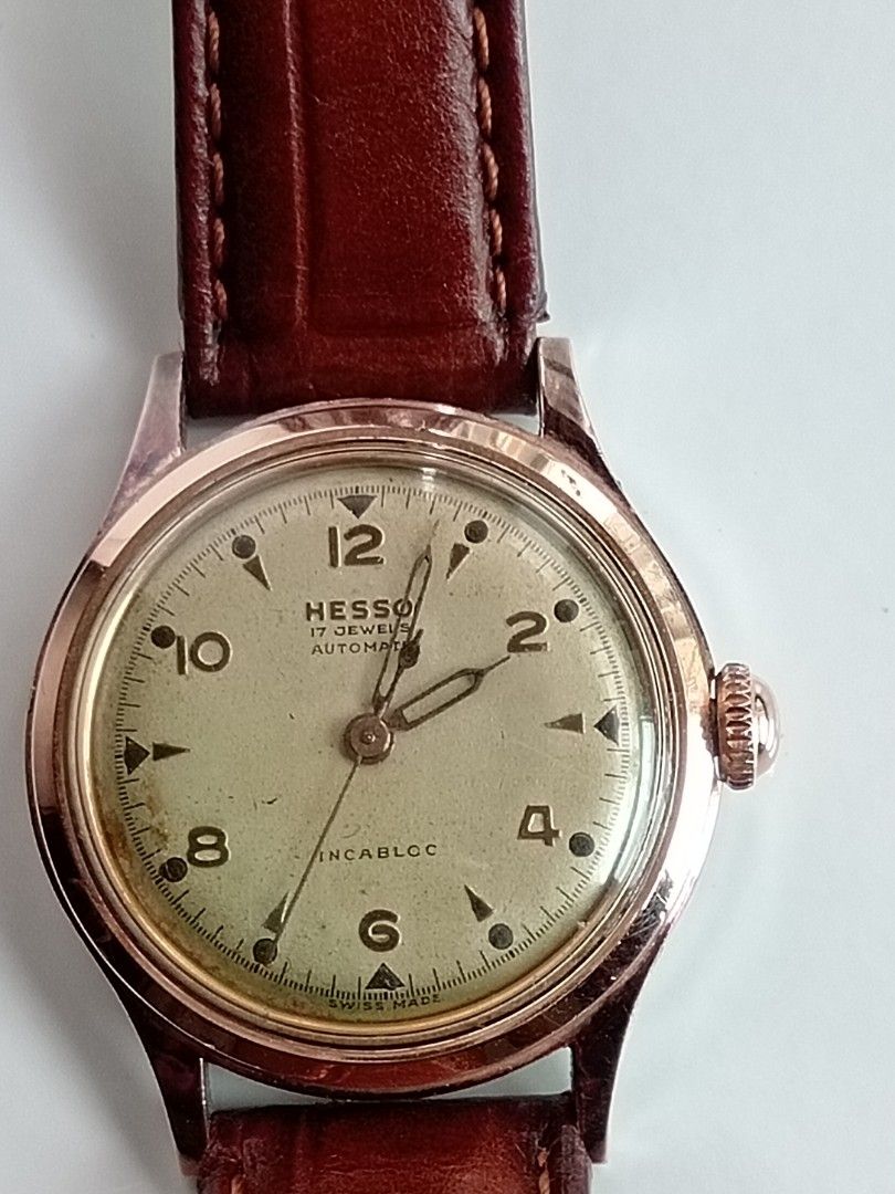 HESSO Automatic (Category: Men's Watches) located in Singapore. Submitted by epicstar.1757cb (Listing ID 1293975366, Image 1). Description: Vintage wristwatch Pink gold rim and crown Numerous dial Water proof Swiss made Stainless steel back Diameter without crown 28mm Keep good time.