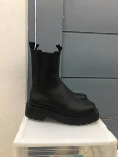 H&M Chunky Chelsea Boots