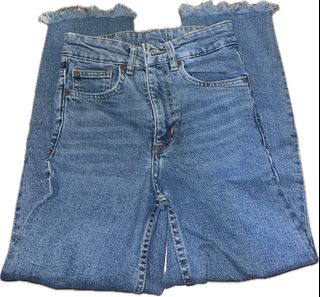 (Category: ) located in . Submitted by wonbins (Listing ID 1294058492, Image 1). Description: .