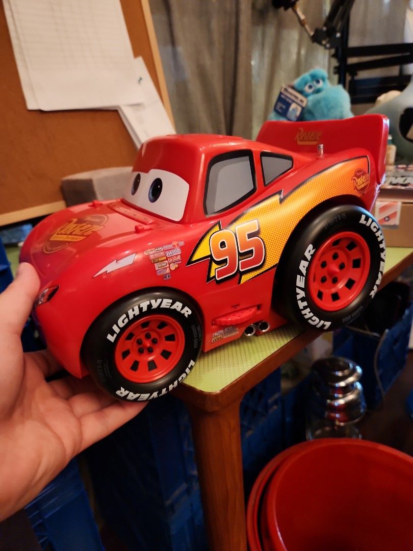 Lightning mcqueen pixar cars CD player radio, Hobbies Toys, Toys
