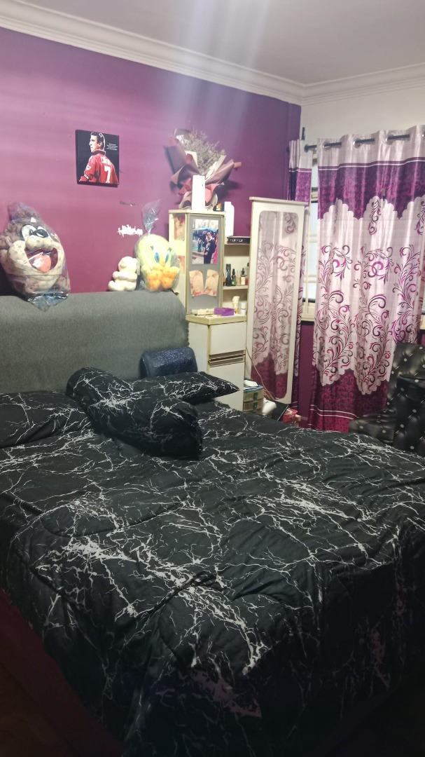 (Category: ) located in . Submitted by shortyking (Listing ID 1293959600, Image 1). Description: .