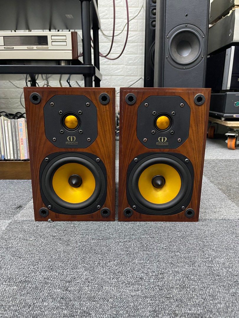 Monitor 用いる Audio Studio2