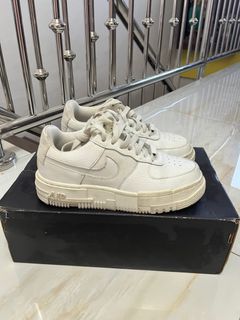 Nike Aiforce 1 Pixel