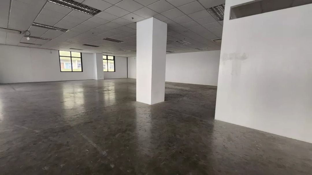 Office Space for Lease in Quezon City Warm Shell 1040 sqm, Property ...
