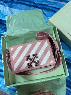 (Category: ) located in . Submitted by flynnn_ (Listing ID 1293978769, Image 1). Description: .
