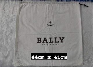 Branded Dust Bags Collection item 3