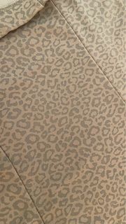 (Category: ) located in . Submitted by leennhan (Listing ID 1293991859, Image 1). Description: .
