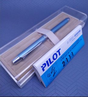 （分類：）位於 。 由 penart 提交（商品編號 1294054042，圖片 1）。簡介： 。