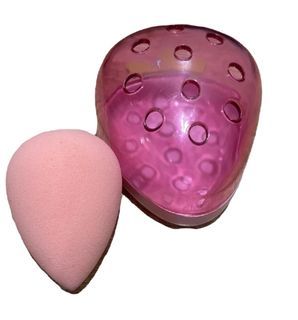 Pink Makeup Beauty Blender with Strawberry pink container
