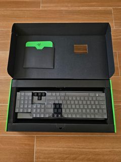Razer - BlackWidow X Chroma Wired Gaming Mechanical Switch Keyboard with RGB Back Lighting - Black