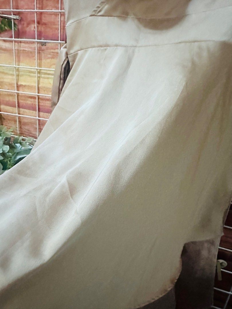 Silky Dress (Category: Dresses) located in Taguig. Submitted by rlg.declutterph (Listing ID 1293997463, Image 3). Description: Super nice bought in Hongkong last year Small to semi M Decluttering Pls no when worn photos Know your size pls. .