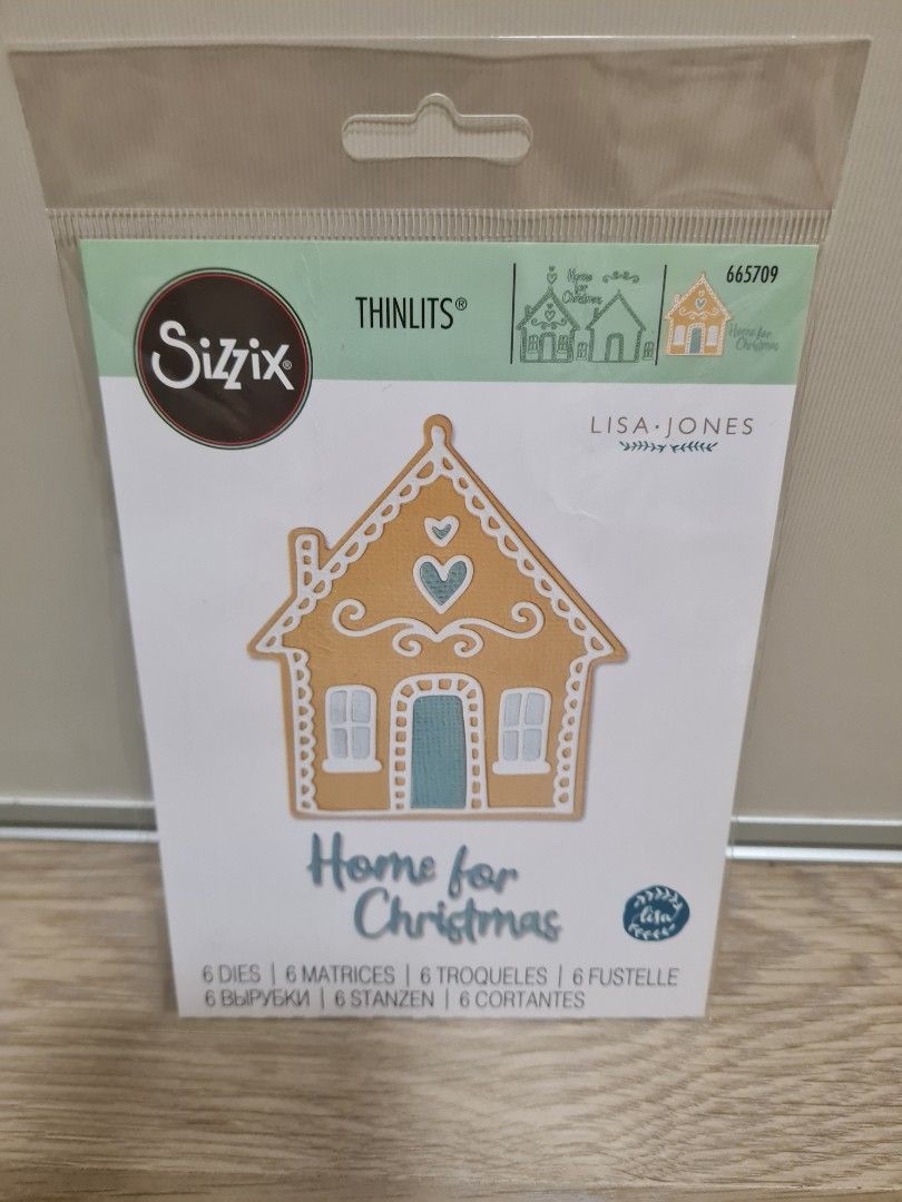 Sizzix die-cuts thinlits (Category: Craft Supplies & Tools) located in Singapore. Submitted by gzt21 (Listing ID 1294051435, Image 2). Description: christmas edition.