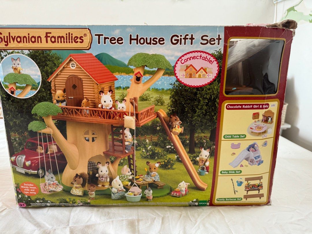 Sylvanian treehouse gift set hotsell
