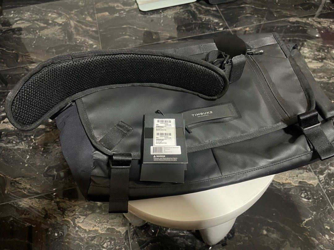 Timbuk2 Especial Stash Messenger Bag Women s Fashion Bags Wallets Cross body Bags on Carousell