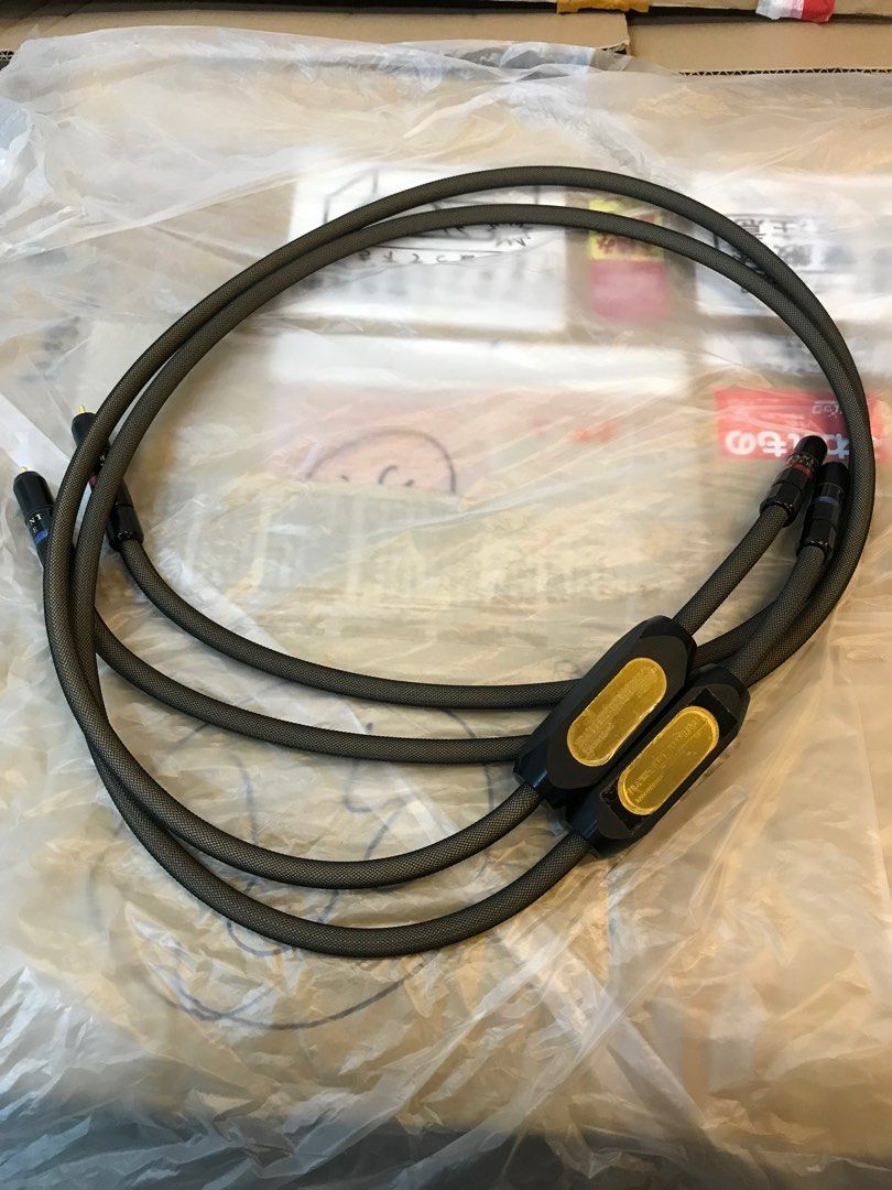 Transparent Cables Reference Cable (Category: Other Audio Equipment) located in Singapore. Submitted by insound.sg (Listing ID 1293959520, Image 2). Description: Pre owned Reference XL RCA interconnect 1.5M length.