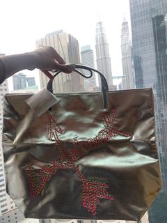 (Category: ) located in . Submitted by kjamil (Listing ID 1293990977, Image 1). Description: .