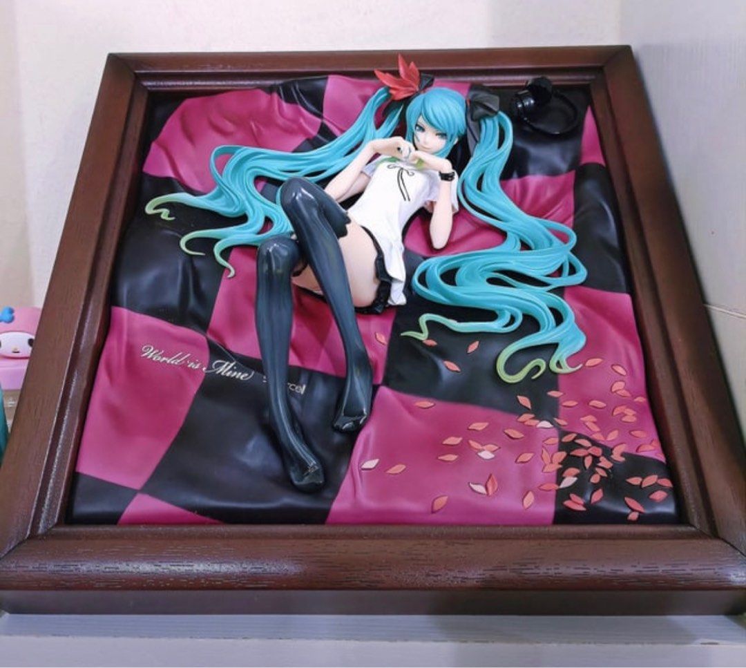 Vocaloid - Hatsune Miku - World Is Mine - 1/8 - Brown Frame Anime Figure //  Figurine (Good Smile Company), Hobbies & Toys, Memorabilia & Collectibles,  J-pop on Carousell