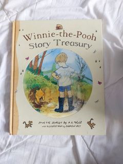 Winnie-the-Pooh Story Treasury (Children's Books)