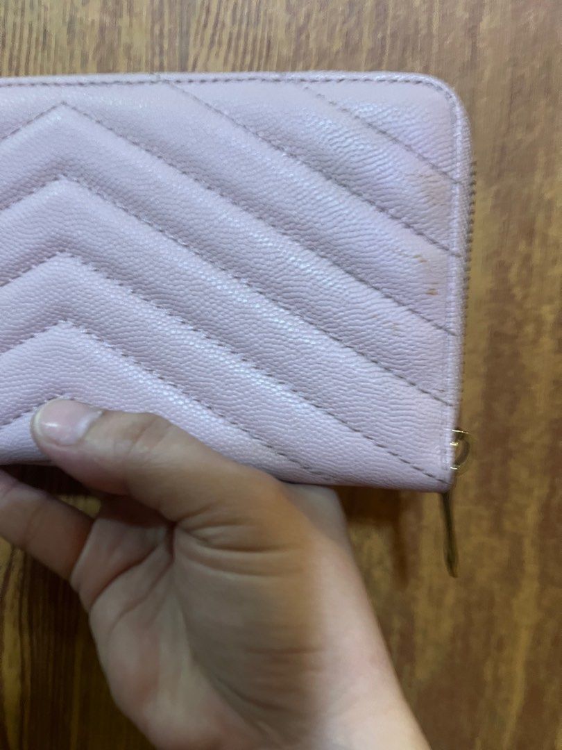 YSL wallet (Category: Luxury Bags & Wallets) located in Valenzuela. Submitted by dianzskiyo (Listing ID 1293973206, Image 3). Description: 📍 SELF- AUTHENTICATION IS ADVISED📍 Selling Ysl continental wallet (Preloved) 🌸 Light pink in color 🌸 signs of usage (minimal dirt which is barely noticeable) 🌸 Brass gold pa ang hardwares 🌸 saint laurent paris underzip (with $ sign) - still self authentication needed 🌸 Last pic for reference only 🌸 Col