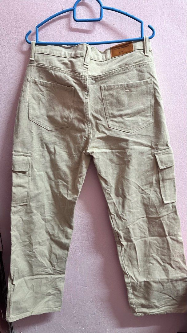 Zara Cargo Pants, Women's Fashion, Bottoms, Jeans & Leggings on Carousell