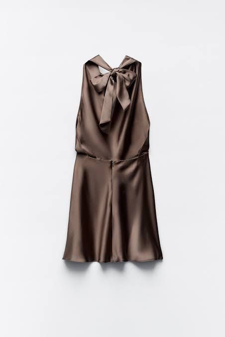 ZARA SHORT SATIN DRESS (Category: Dresses) located in Baguio. Submitted by annechan08 (Listing ID 1293945384, Image 3). Description: ZARA SHORT SATIN DRESS BNWT SIZE: M ORIGINAL PRICE: ₱2,395.