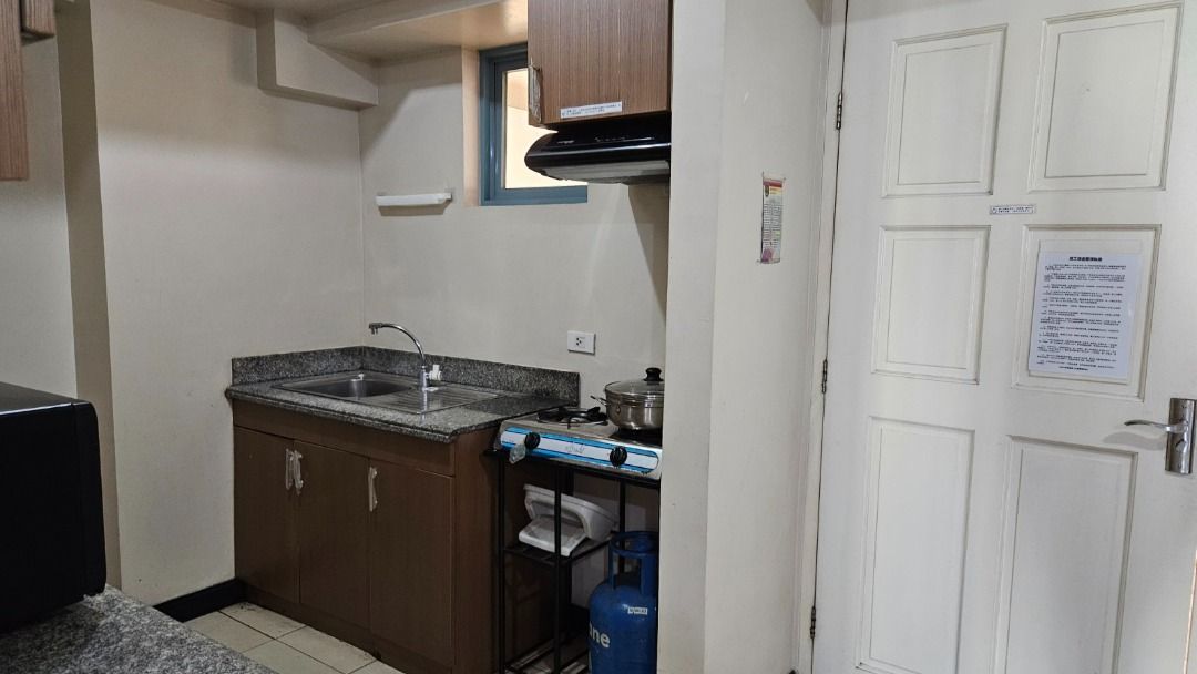 2BR Condo for Rent at Tivoli Garden Residences near Makati Avenue and ...