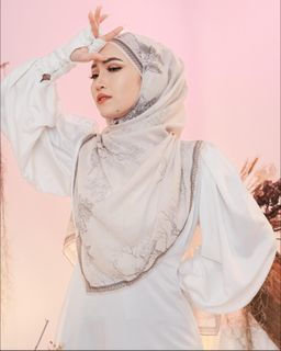 (Category: ) located in . Submitted by aliaazmi_ (Listing ID 1294198835, Image 1). Description: .
