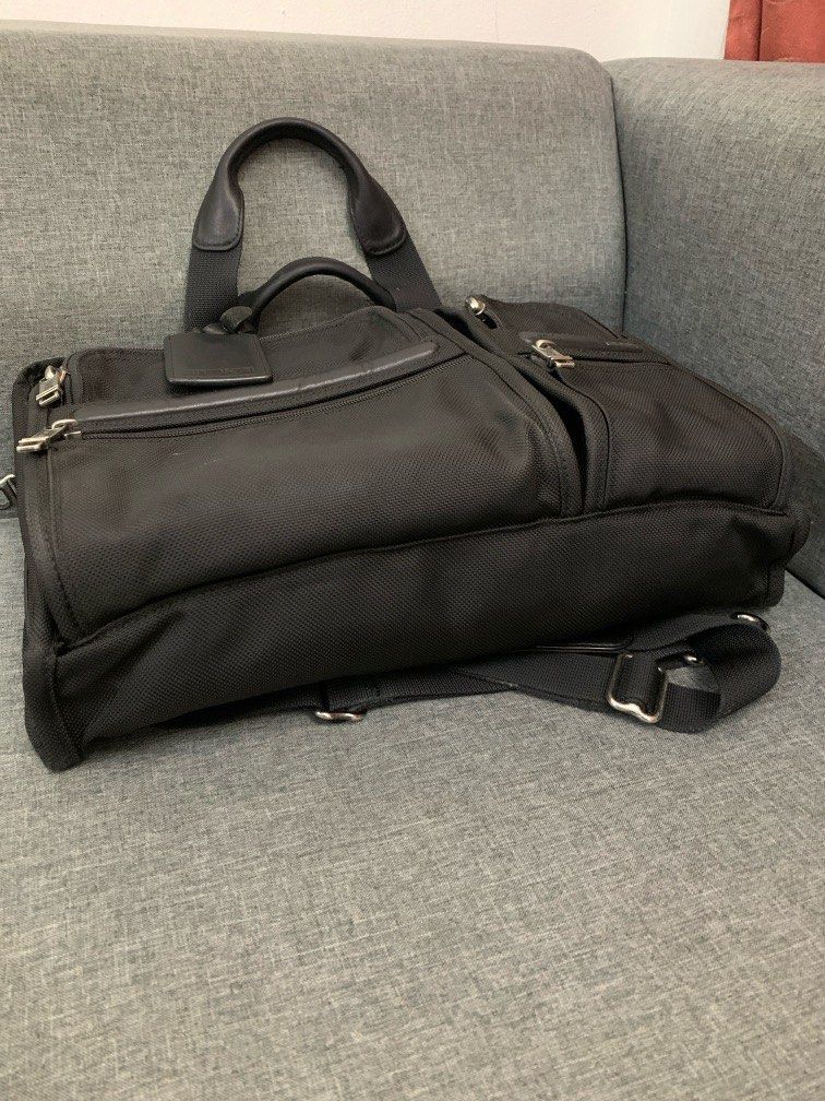 Authentic Tumi briefcase gen4, Men's Fashion, Bags, Briefcases on Carousell