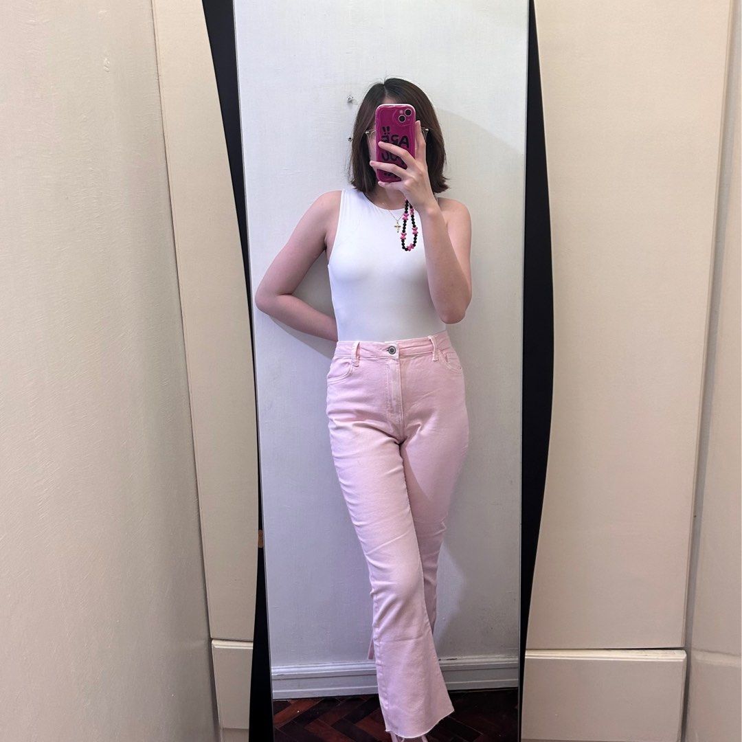 Bershka pink kick flare pants Women s Fashion Bottoms Jeans on Carousell