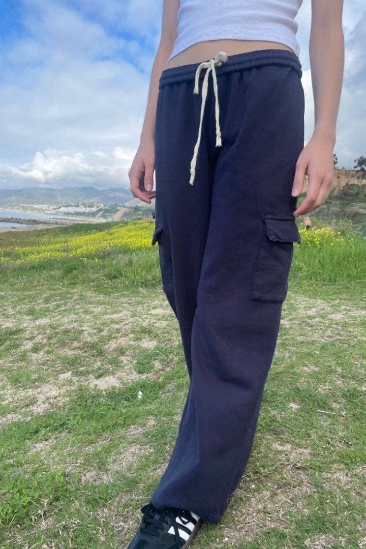 Brandy Melville John Galt navy blue Anastasia cargo sweatpants Women s Fashion Bottoms Jeans Leggings on Carousell