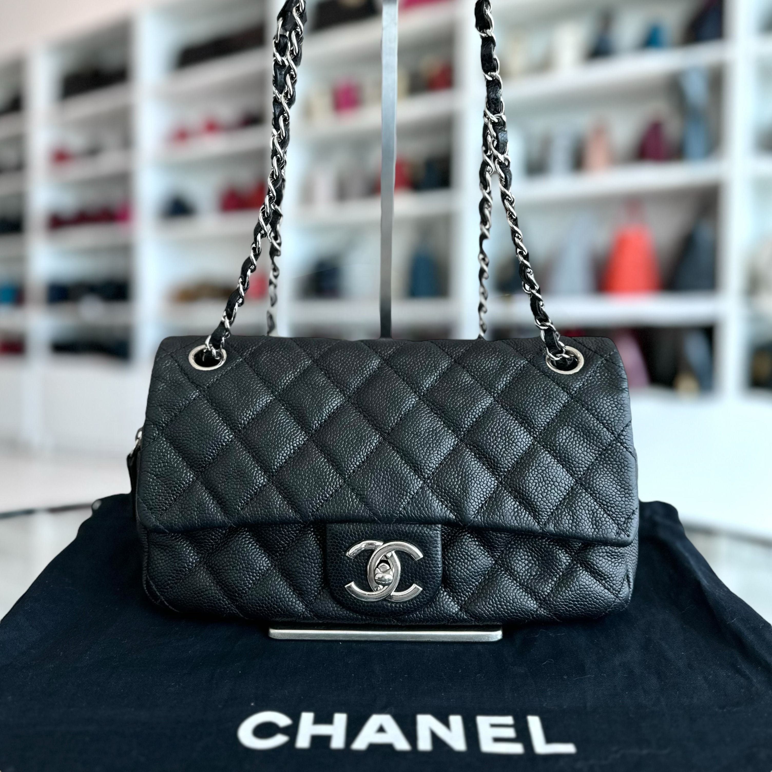 Chanel Caviar Seasonal Flap Zipper Black SHW No 17