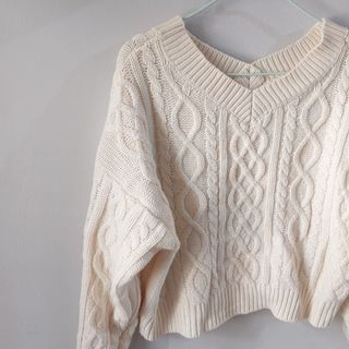 (Category: ) located in . Submitted by hyeeniss (Listing ID 1294195263, Image 1). Description: .