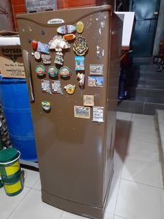 DEFECTIVE Condura Refrigerator