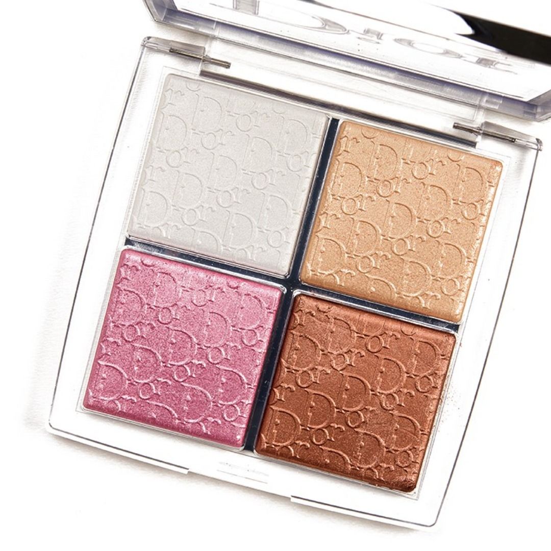 DIOR BACKSTAGE GLOW FACE PALETTE in 001 UNIVERSAL (Category: Makeup) located in Manila. Submitted by juanashopbies_ph (Listing ID 1294194672, Image 2). Description: DIOR BACKSTAGE GLOW FACE PALETTE in 001 UNIVERSAL What it is: A face palette with four luminous shades of highlighters for a customizable BACKSTAGE glow—in five color harmonies which stretch the boundaries of radiance. What Else You Need to Know: BACKSTAGE is a collection of makeup-ar
