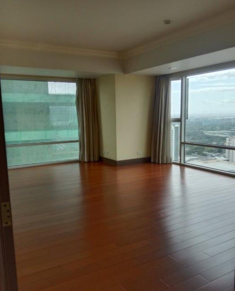 Discovery Primea 2 Units Available for Sale (Category: Apartments & Condos) located in Manila. Submitted by mr.den.castillo (Listing ID 1294255012, Image 1). Description: Units for Sale Discovery Primea Condominium Residences Makati 2 units available for sale. Both units are currently occupied. Selling it unfinished or bare. Photos posted are old photos before the unit/s were furnished. Unit A Size:409 sqm. 3 Bedrooms with 3 Toilet And Bath 1 Mai
