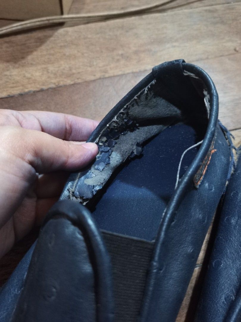 Espadrilles- Blue PU leather size 7 (Category: Flats & Sandals) located in Paranaque City. Submitted by plussizedec (Listing ID 1294166849, Image 3). Description: RFS: decluttering Bought in IG for 700 last 2019. Have not been using and just stored. Personal item of seller. See flaws on 3rd photo. Peeling on inside of shoes but still usable. Needs cleaning. Please manage expectations as this is well used. Seller has 23.5cm wide feet..