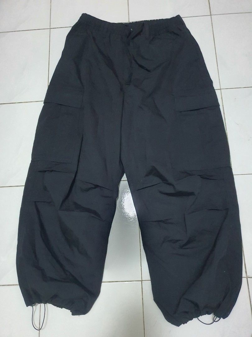 GU Super Wide Cargo Pants #P0731 💥พร้อมส่ง💥 . ราคา 1,690 บาท