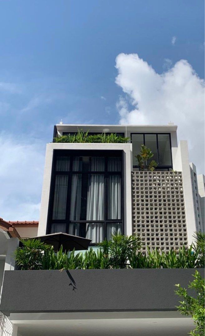 House renovation (SimTheBuilder)64765423191298114