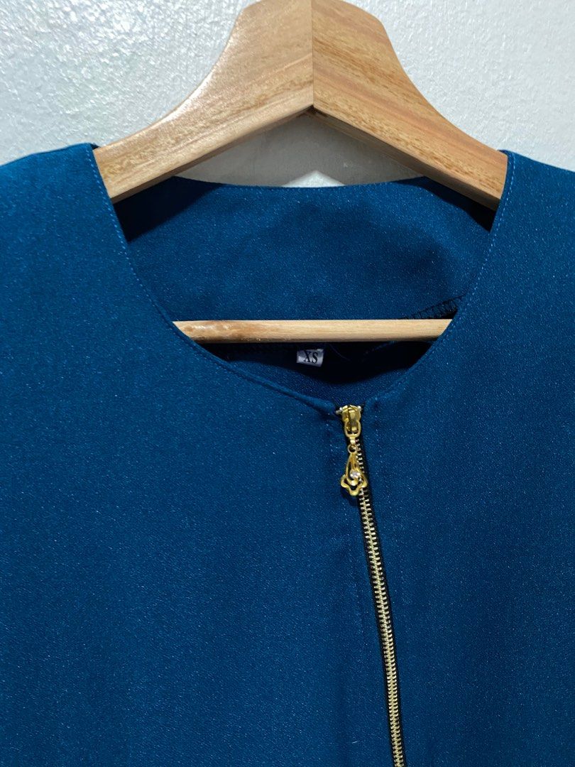 Jubah plain basic (Category: Baju Kurung & sets) located in Pontian. Submitted by somegooditemstosell (Listing ID 1294257921, Image 3). Description: XS-S boleh pakai. Pm kalau nak details ukuran .