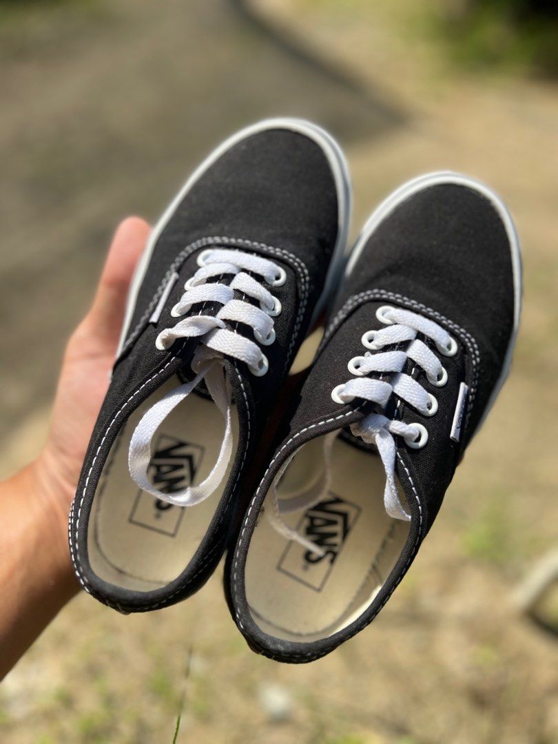 Kasut vans new arrivals