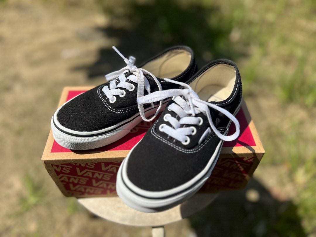 Kasut Vans Kids Authentic Original Used like very new Babies