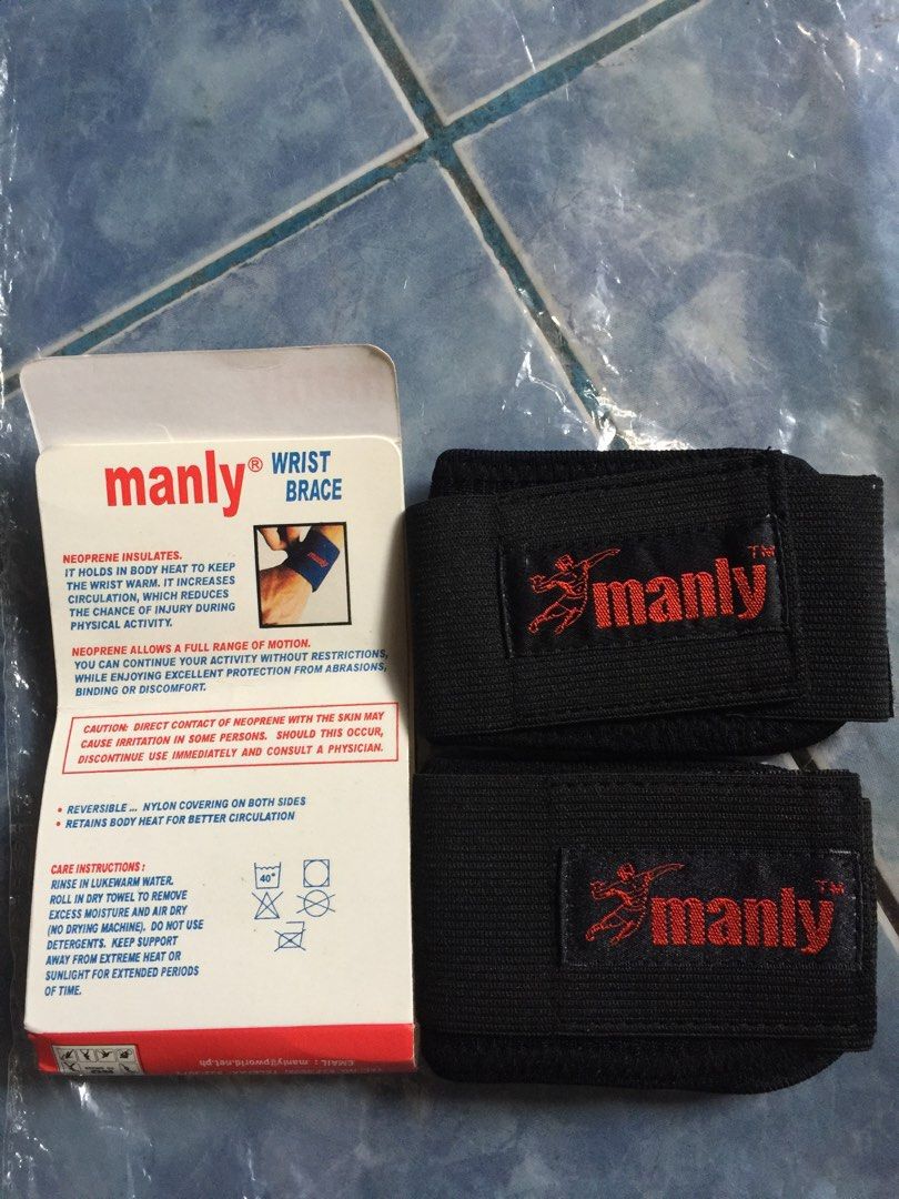 Manly Neoprene Wrist Brace (Category: Braces, Support & Protection) located in Cavite. Submitted by yhannashoppe_08 (Listing ID 1294158311, Image 2). Description: Unused Manly Neoprene Wrist Brace Size: small Color: black Pinalitan lng ng balot/case .
