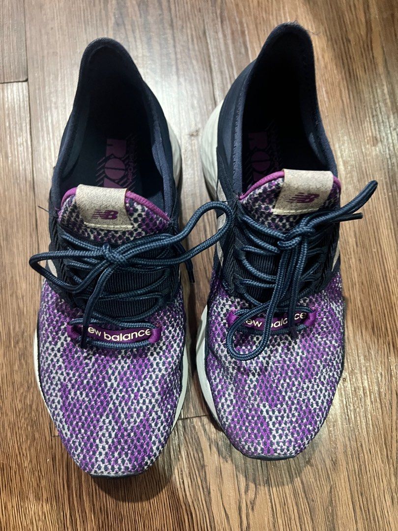 NEW BALANCE RUBBERSHOES (Category: Sneakers) located in Quezon City. Submitted by 091288 (Listing ID 1294152369, Image 1). Description: New balance Us 8 Violet .