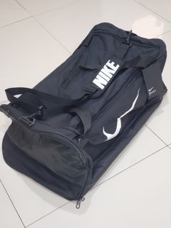 Nike Brasilia 9.5 large duffel bag (95 L)